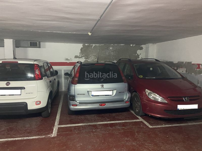 Foto 110ff3a1-6295-4b89-9569-b0f1aefe918e. Aparcament cotxe a Fort Pienc Barcelona
