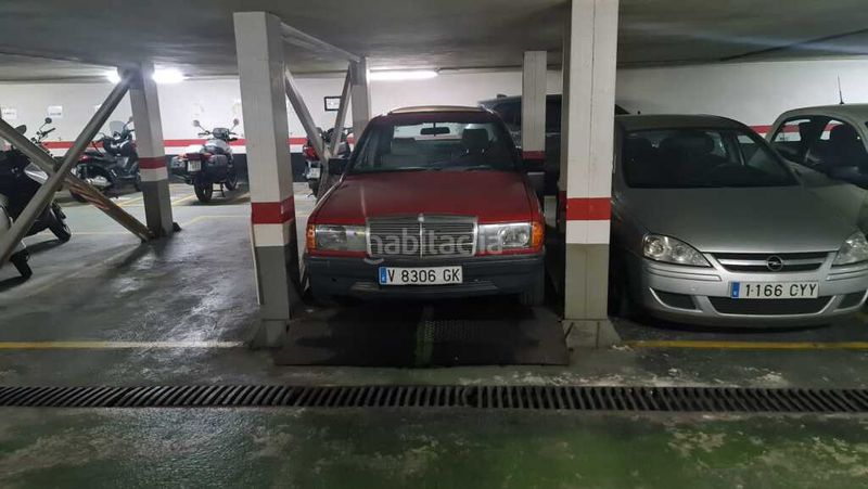 Foto e9452c76-16d9-4589-ac27-d02f967ae894. Aparcament cotxe a Ciutat Jardí Valencia