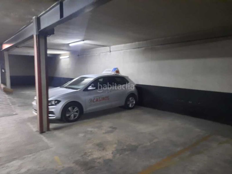Foto f012c729-442d-4570-b2b2-44d67b50a11d. Aparcament cotxe a Albors Valencia