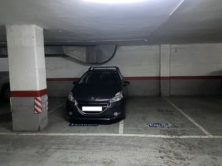 Aparcament cotxe  Aldana. Plaza de parking en barcelona en sant antoni  aldana