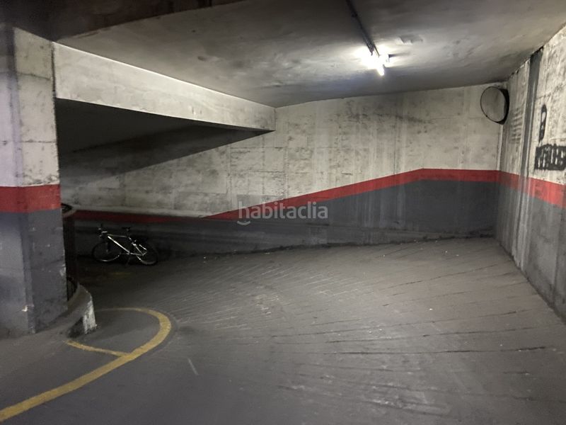 Foto 14b986fe-8fb5-4f62-bd85-23e2b7a42632. Aparcament cotxe a Sants Barcelona