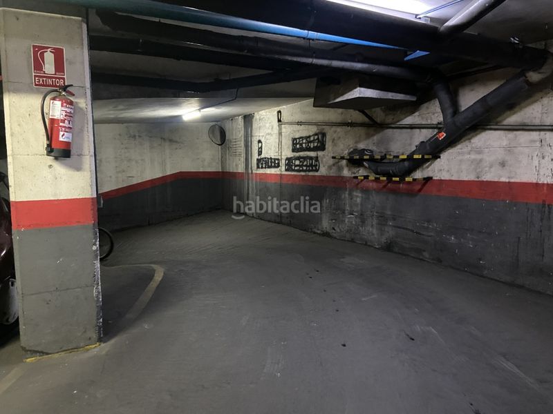 Foto 7be44321-b1b4-4014-875c-be5a1ddc62d8. Aparcament cotxe a Sants Barcelona