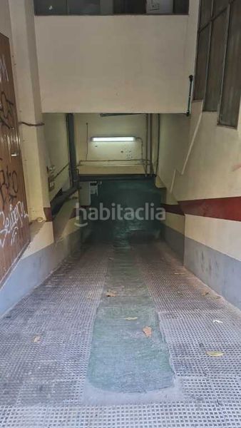 Foto da548022-1827-4e09-92c2-8adca4451baf. Aparcament cotxe a Mestalla Valencia