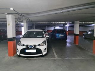 Aparcament cotxe a Calle Carlos Arniches