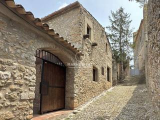 Casa a Església 9. Una casa con alma en el corazón del empordà
