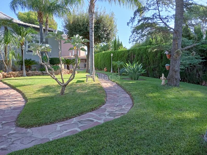Foto 2a93579d-f89b-43ca-9e7f-9a0b5a05d1f1. Chalet con riscaldamento parcheggio piscina in La Cañada Paterna