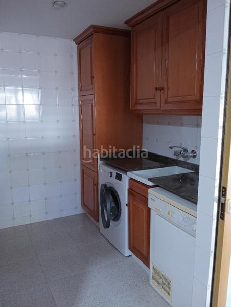 Foto 7e8dbfea-2e58-4d09-80fa-fe17a5cd0b3b. Chalet con riscaldamento parcheggio piscina in La Cañada Paterna