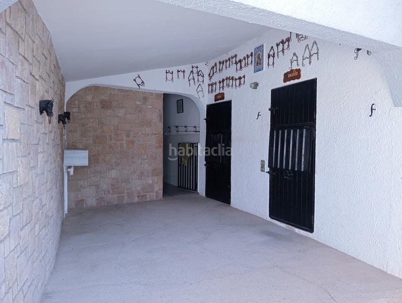 Foto bc0ab7cf-23c7-4fe5-b8c2-aa8abdb00f17. Chalet con riscaldamento parcheggio piscina in La Cañada Paterna