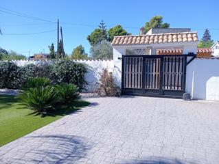 Chalet à Urbanizaciones. Excelente chalet independiente