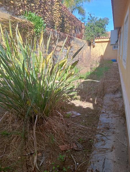 Foto 64277313-57c7-4d54-8e3f-714caea508fe. Chalet  independiente en La Conarda Pobla de Vallbona (la)