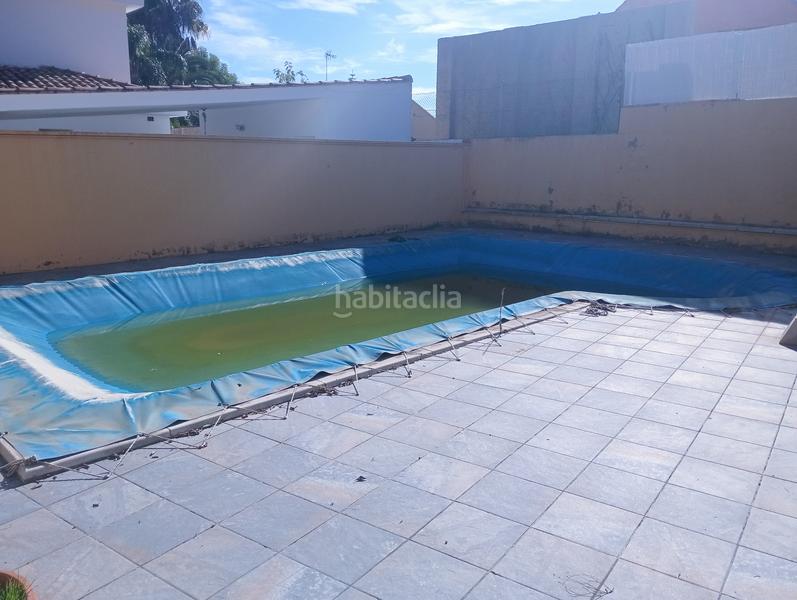 Foto 71bb3f5b-7e69-4637-8eda-00c9d087f70b. Chalet  independiente en La Conarda Pobla de Vallbona (la)