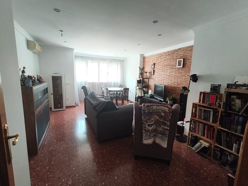 Foto ea32e6b9-4d1b-47b3-97dd-eaf8040e2f34. Lloguer pis amb aparcament a Centro Bétera