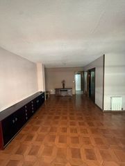 Pis a Instituts-Universitat. Exclusiva vivienda en el centro de lleida  rectorado ideal inver