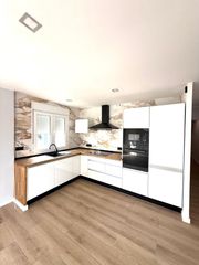 Flat in Príncep de Viana-Clot-Xalets Humbert Torres. Vivienda con terraza   financiacion al 100x100