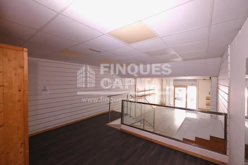 Foto 31e5a3a2-cf1d-44e6-8d63-1ddb88f18aa8. Locale commerciale in Eixample Tarragona