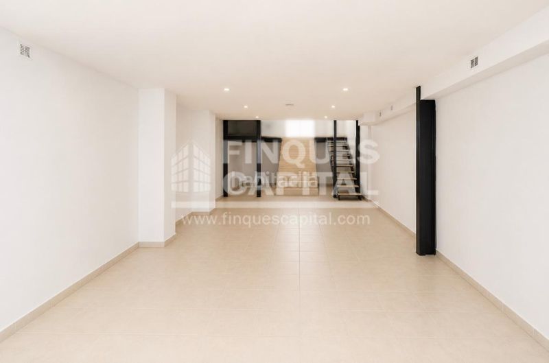 Foto 7a8894c8-684c-4992-bd7d-8d65922cb0d8. Local comercial a Eixample Tarragona