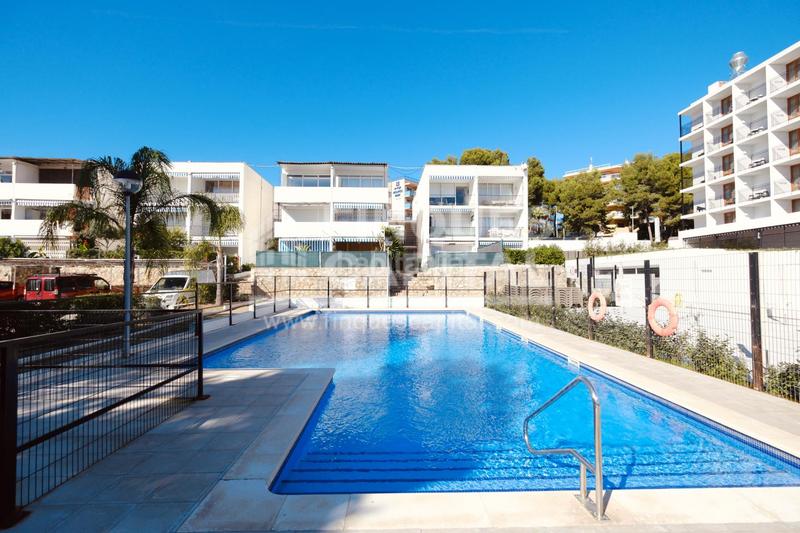 Foto 68f2306e-f274-4821-8897-8f60c3816922. Appartamento con piscina in pla de maset - cap de Salou Salou