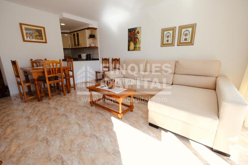 Foto 7d79e518-0939-48a4-99b4-61c93a3a821c. Appartamento con piscina in pla de maset - cap de Salou Salou