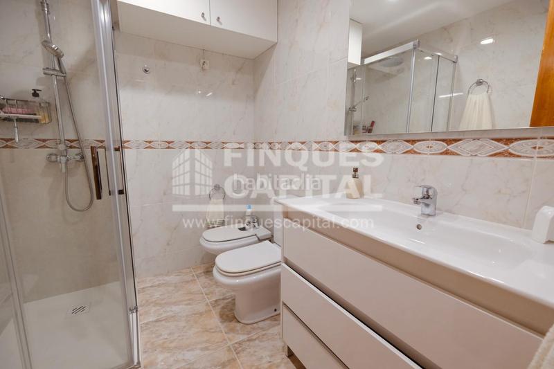 Foto 9d7ee46d-2c8f-48d9-9ed7-46fcb1a0d6f3. Appartamento con piscina in pla de maset - cap de Salou Salou