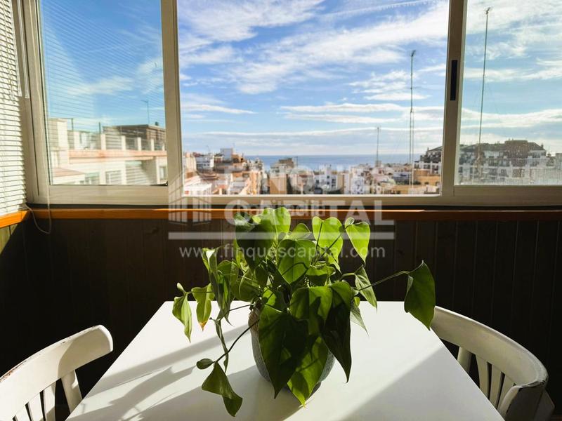 Foto 3f456f25-1fae-47fe-a66d-f11585ff149d. Àtic amb calefacció a Eixample Tarragona