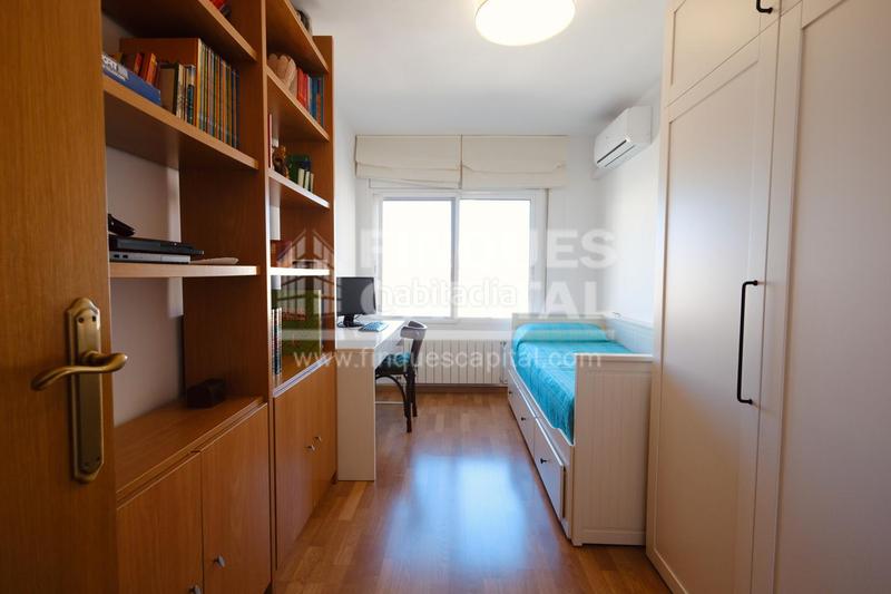 Foto b4e6e4ff-0ebc-49ef-af47-83846607e1b4. Àtic amb calefacció a Eixample Tarragona