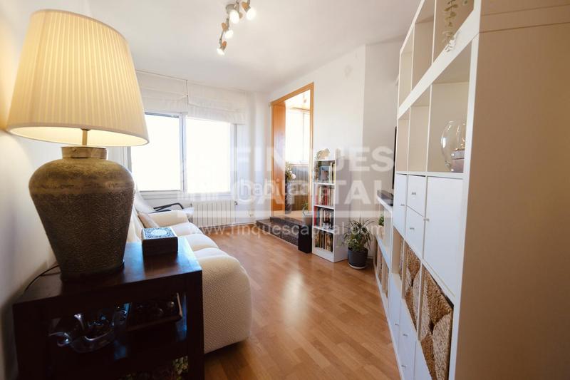 Foto f1119009-7d99-4408-8625-bd7549bf1f76. Àtic amb calefacció a Eixample Tarragona