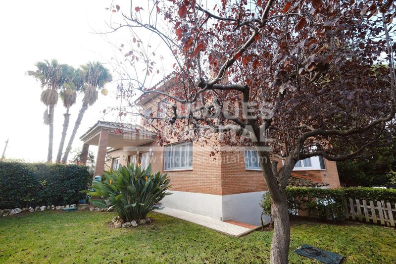 Foto 6103dade-caf2-47a7-bbc2-262dabde4be8. Casa a Urbanitzacions de Llevant Tarragona