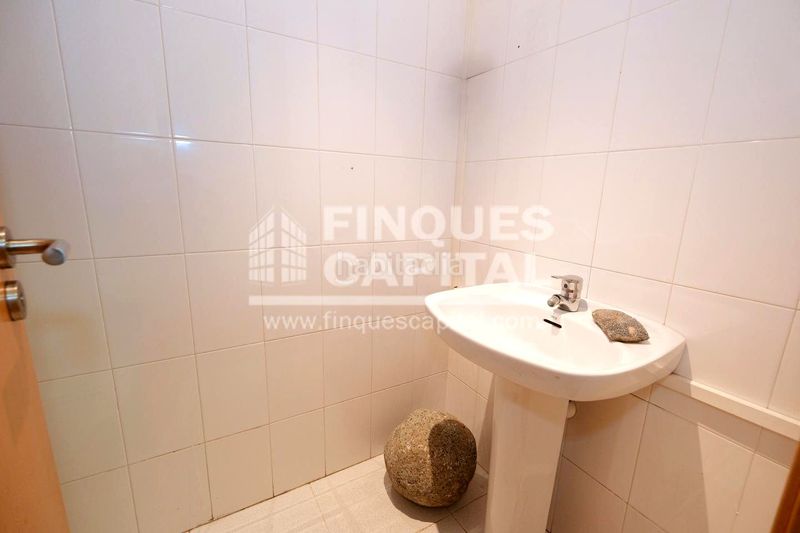 Foto b455ab3c-e70a-45f9-b7e4-7f54b6a35c85. Business premise in Nou Eixample Sud Tarragona