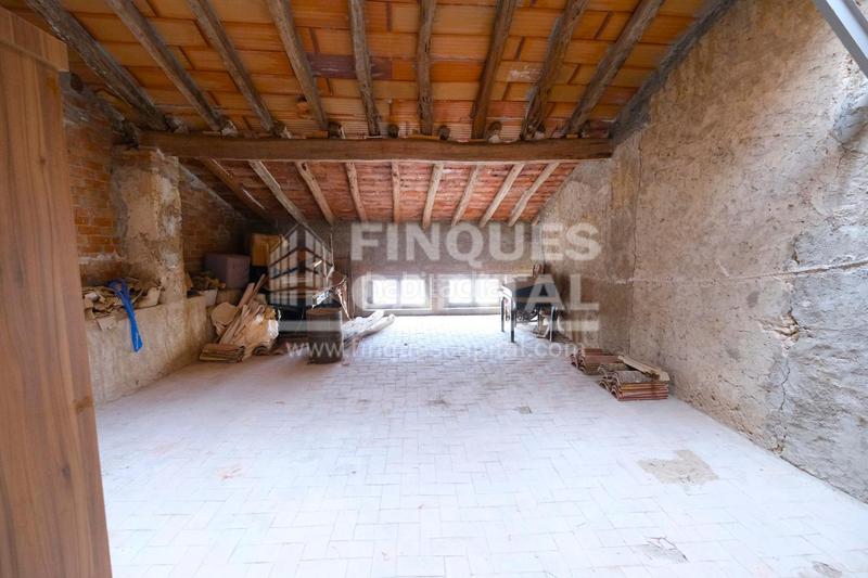Foto ba6a8286-d18c-4eda-bb0c-c80f379af7a6. Casa a Secuita (La)