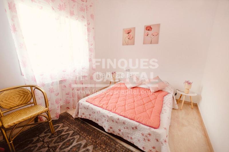 Foto 90eafcbc-96b0-442d-9e95-76f35d36fe6a. Ground floor with heating in Nou Eixample Nord Tarragona