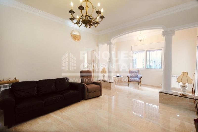 Foto b4b92bf8-a030-4574-a6e0-0e7a46040189. Ground floor with heating in Nou Eixample Nord Tarragona