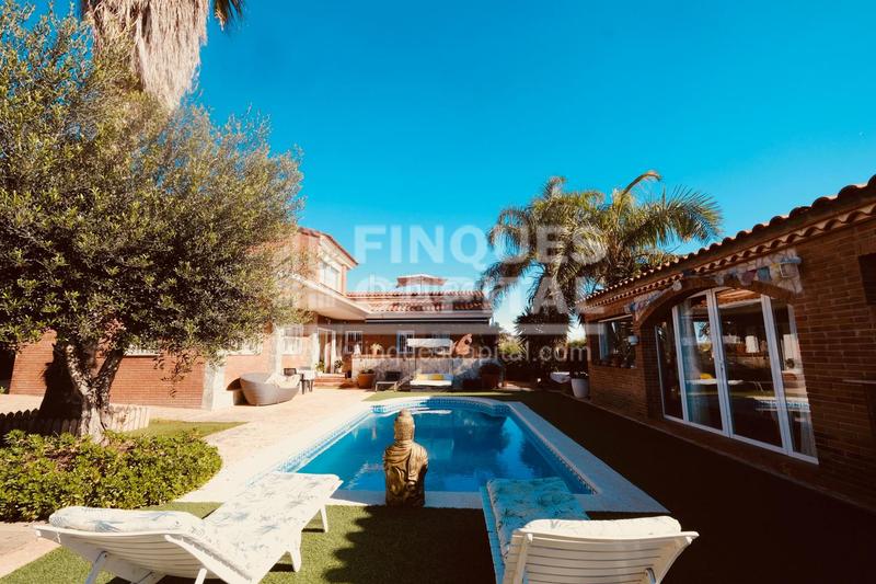 Foto a7a47e41-979f-4438-881e-29ae647d9e64. Casa espectacular casa unifamiliar con piscina y casa de invitados ubicada en els pallaresos en Pallaresos (Els)