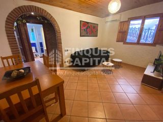 Rent Flat in Part Alta. Piso de 3 habitaciones en la part alta.
