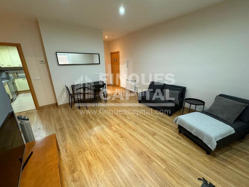 Foto 3882bd46-e2c8-40d1-a9b2-3e81871b43d6. Alquiler piso bonito piso de alquiler de 2 habitaciones en el centro . en Tarragona