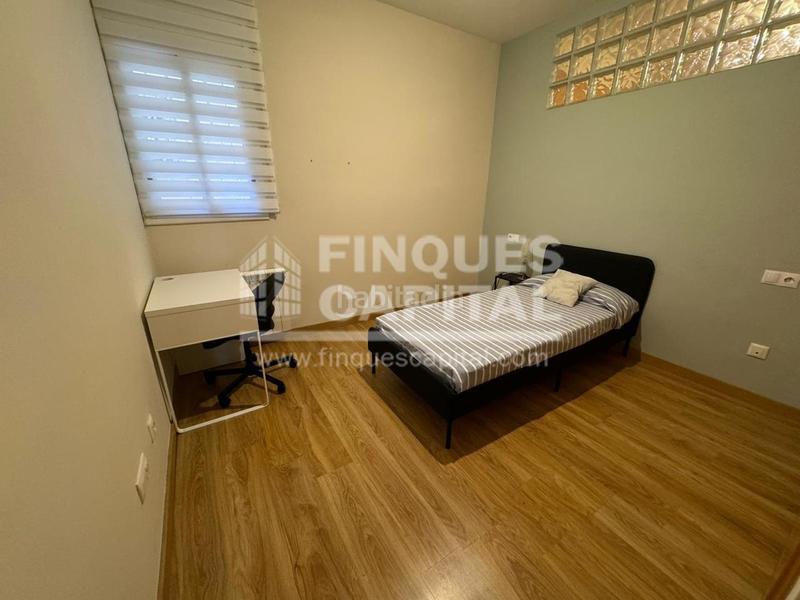 Foto a3570d3e-6c64-4b48-ba4e-7de41a622466. Alquiler piso bonito piso de alquiler de 2 habitaciones en el centro . en Tarragona