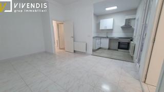 Pis a Príncep de Viana-Clot-Xalets Humbert Torres. Piso venta zona príncipe de viana