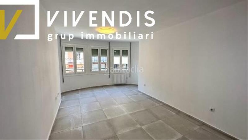 Foto aca0216b-aa15-4d63-885d-eac58b876542. Piso  en venta en calle academia. en Instituts-Universitat Lleida