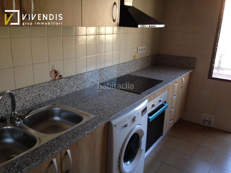 Foto 5851e91f-b79e-4aa2-8e0d-5d324669ece1. Casa amb aparcament a Príncep de Viana-Clot-Xalets Humbert Torres Lleida