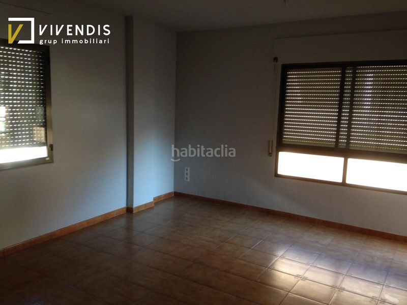 Foto ae54e16e-ef82-4bce-9c84-1aa457170d21. Casa amb aparcament a Príncep de Viana-Clot-Xalets Humbert Torres Lleida