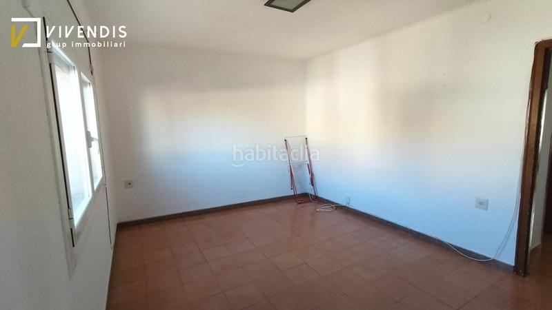Foto 0a98d286-faa2-47ec-a8bf-19d081d7ec27. Edificio  en venta en Linyola