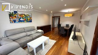 Rent Flat  Avenida alcalde porqueras. Piso en alquiler en lleida  balafia