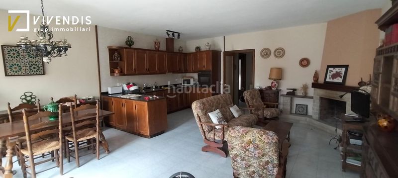 Foto 2a7c87d7-5b92-4c21-884c-32ab9c0d933c. Casa amb aparcament a Castelldans