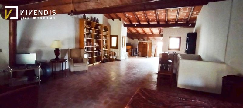 Foto 4ac68088-fffd-4794-9f20-1050e421d458. Casa amb aparcament a Castelldans