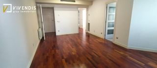Etagenwohnung  Carrer dels templers. Piso en venta en lleida  zona escorxador