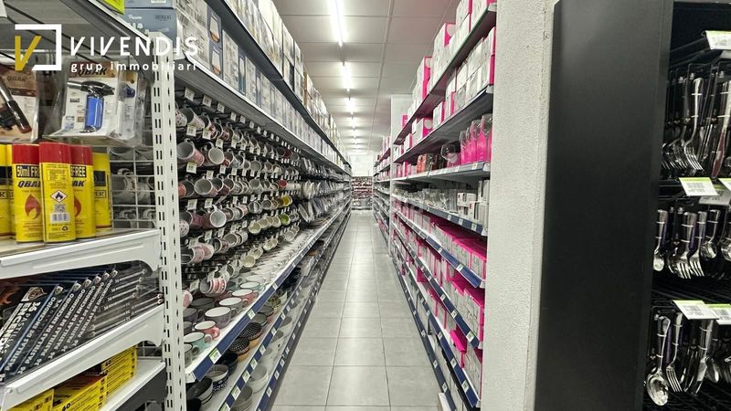 Foto 102804eb-4d60-4493-82f7-9c060b4eb6a1. Local comercial a Pardinyes Lleida