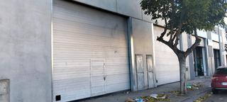 Affitto Capannone industriale  Carrer de vilanova de la barca. Nave industrial en alquiler