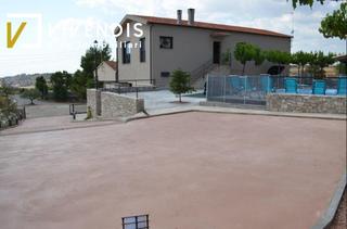 Chalet in Oluges (Les). Casa en venta cerca de cervera