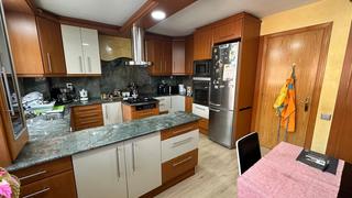 Reihenhaus in Torrefarrera. Casa en zona torrefarrera