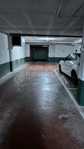 Foto deea8c8e-35f0-4ffe-bde3-90068d848299. Aparcament cotxe a Príncep de Viana-Clot-Xalets Humbert Torres Lleida