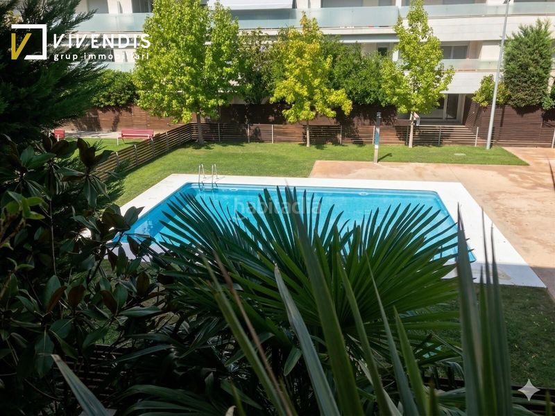 Foto bead4e44-6876-487a-8d00-a231fa924011. Planta baixa amb calefacció aparcament piscina a Lleida
